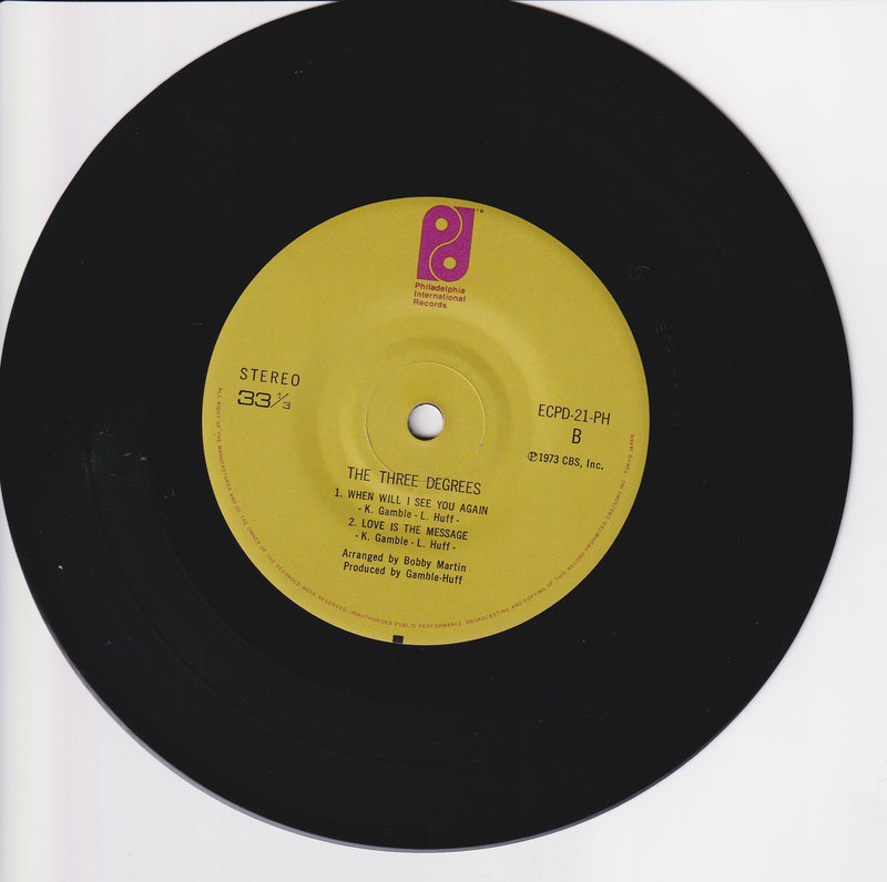 The Three Degrees – The Three Degrees Best Hits Vol. 1 (Japan)