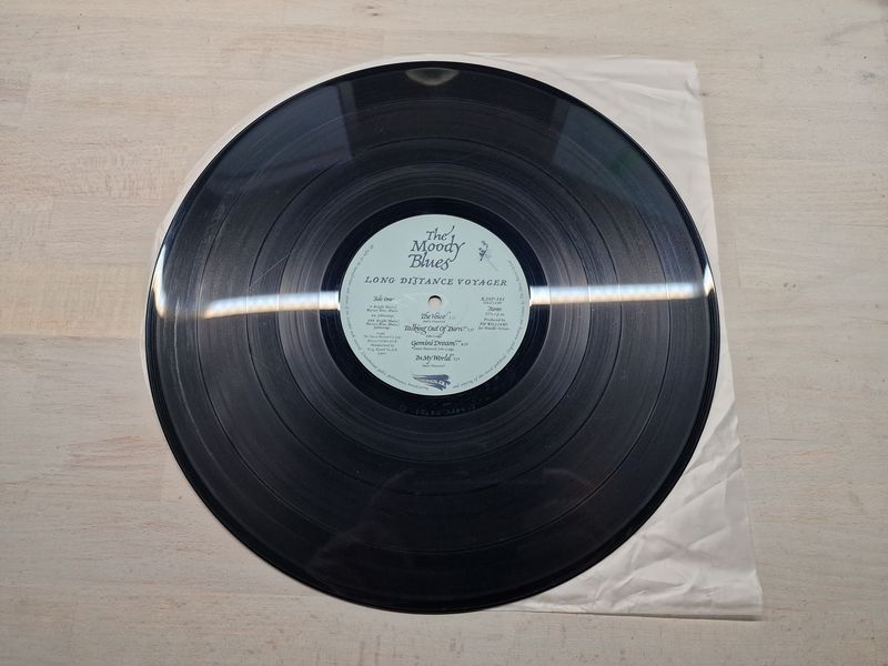 The Moody Blues - Long Distance Voyager (Japan)