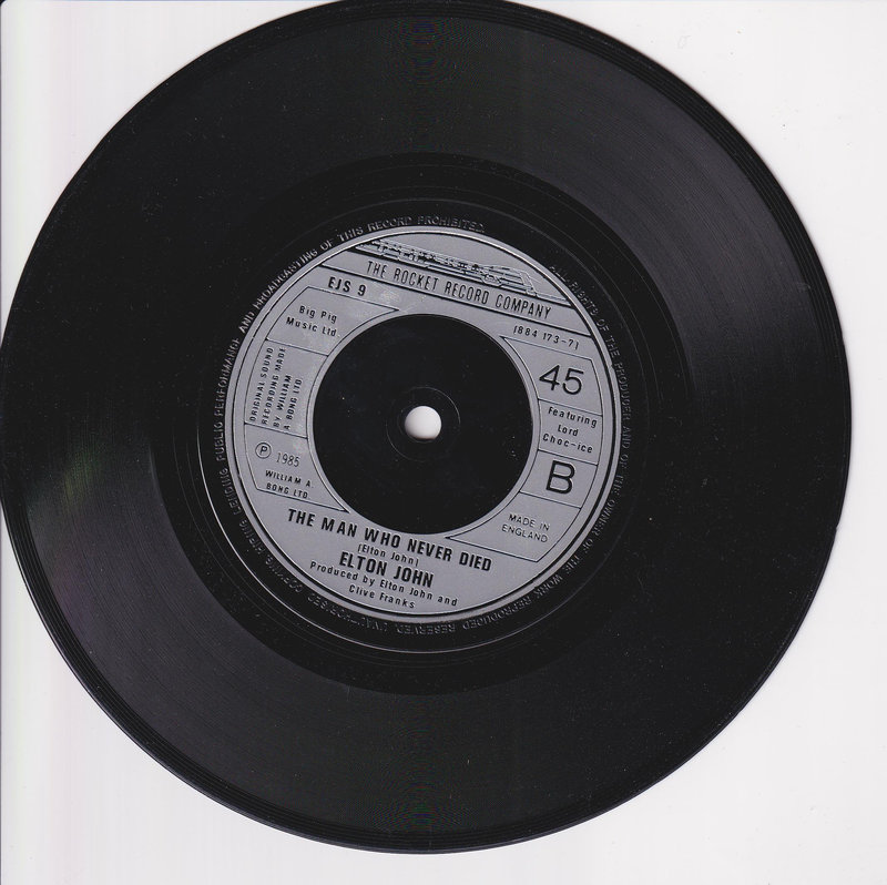 Elton John – Nikita (UK)