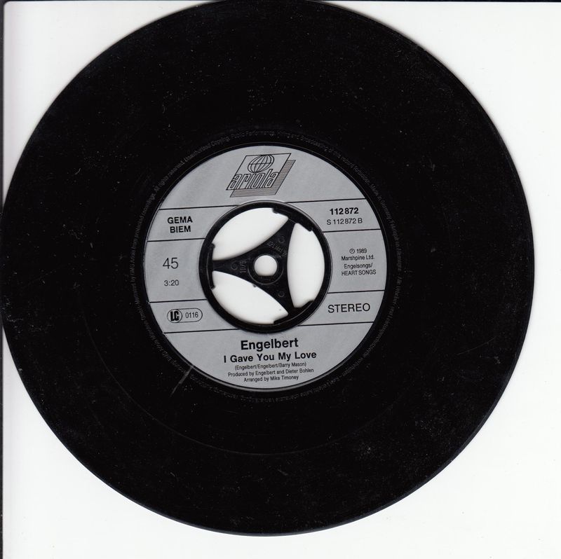 Engelbert – Only A Lonely Child