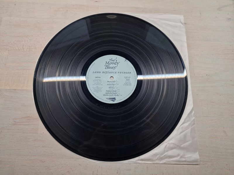The Moody Blues - Long Distance Voyager (Japan)