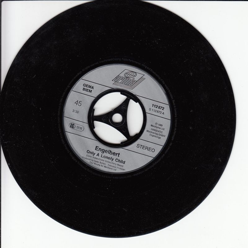 Engelbert – Only A Lonely Child