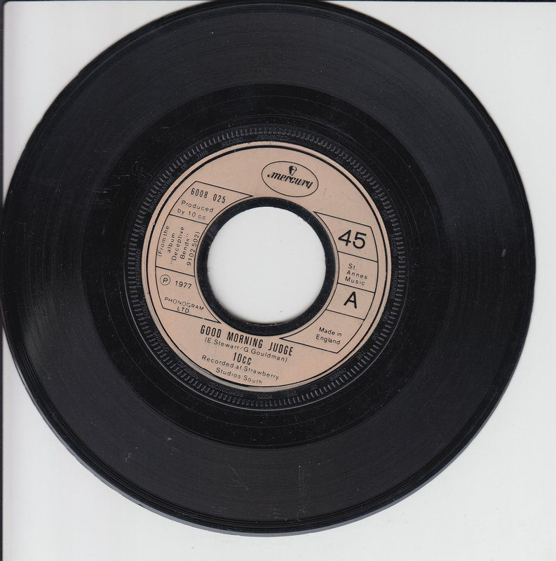 10CC – Good Morning Judge (UK)