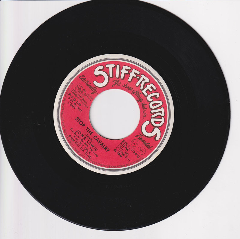 Jona Lewie – Stop The Cavalry