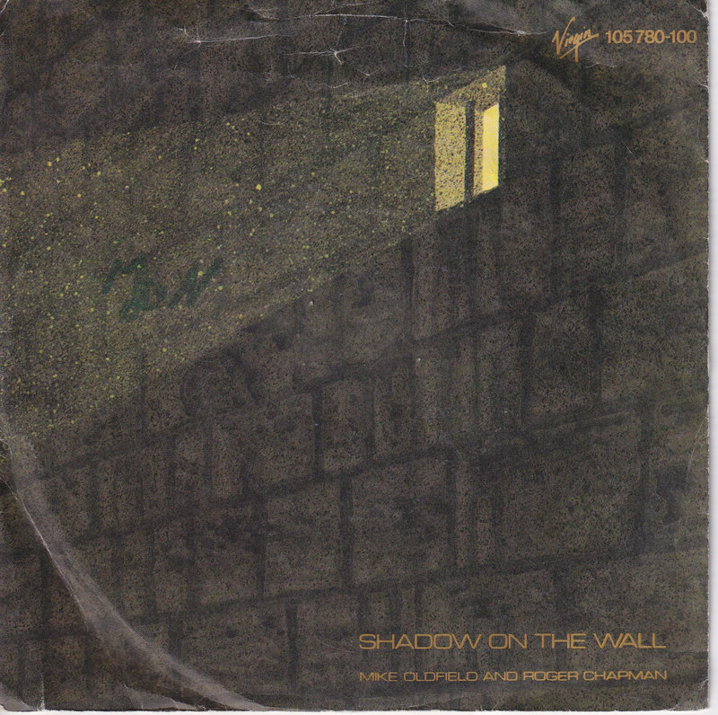 Mike Oldfield And Roger Chapman – Shadow On The Wall
