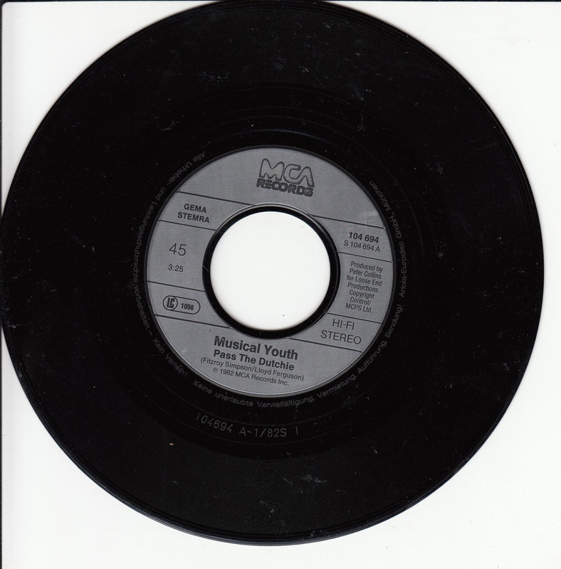 Musical Youth – Pass The Dutchie
