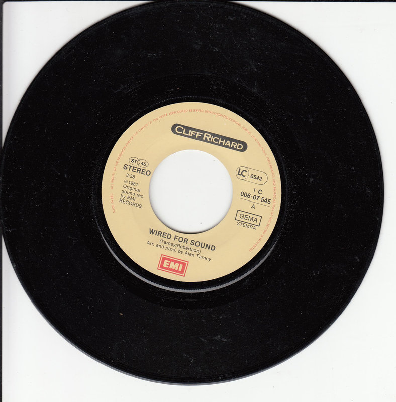 Cliff Richard – Wired For Sound