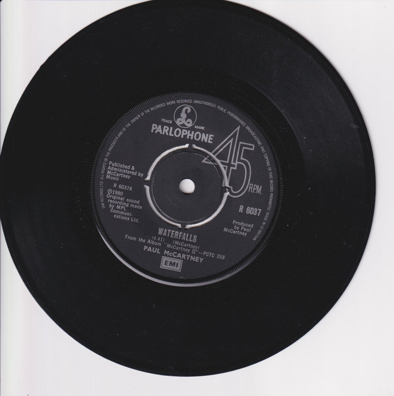 Paul McCartney – Waterfalls (UK)
